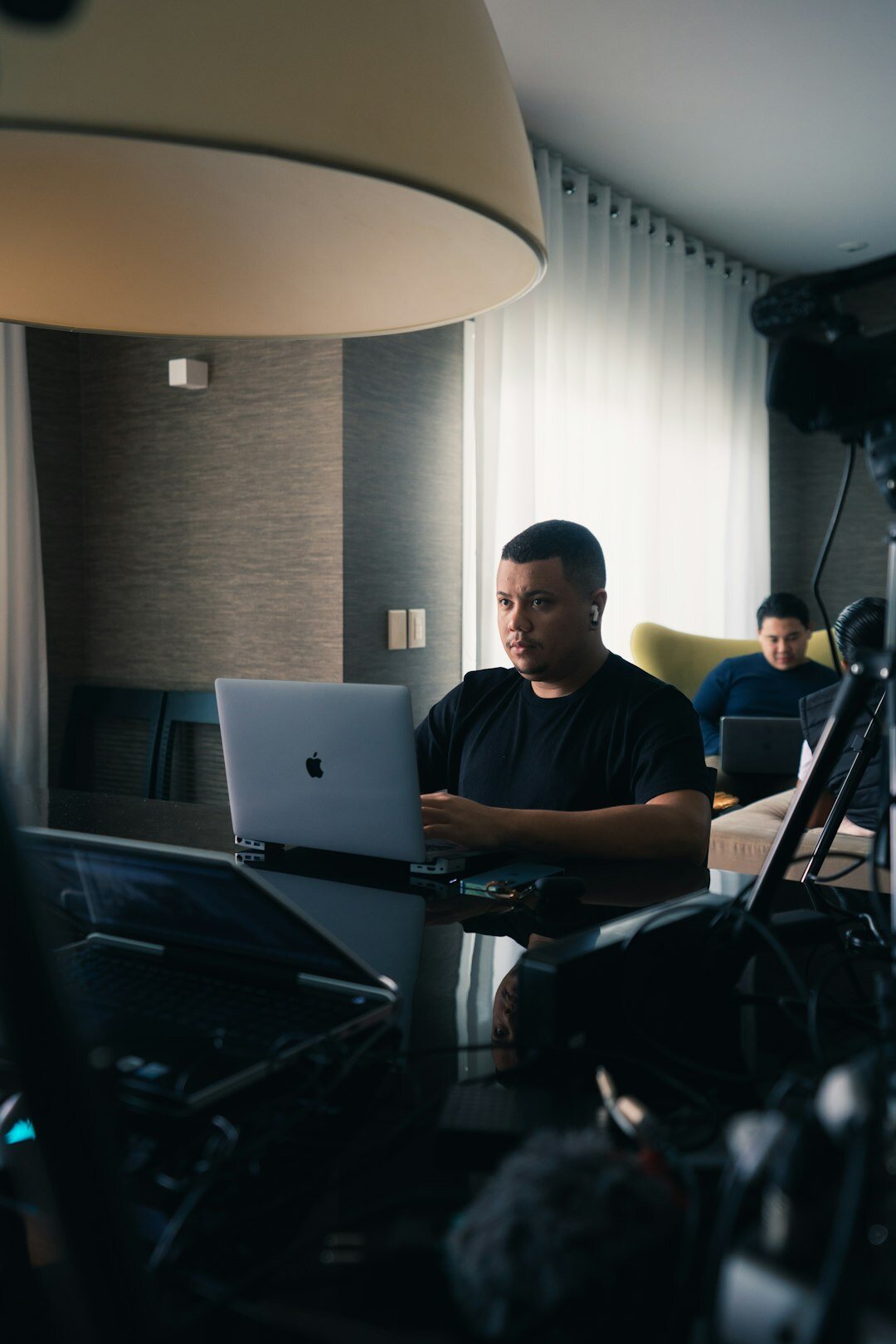 Nordic technical director monitoring a live broadcast workflow on a laptop